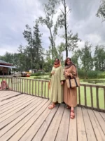 پیراهن نورا
