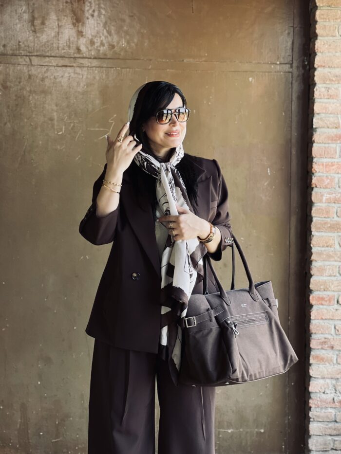 کت و شلوار گیل قهوه ای - 4