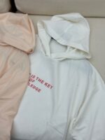 تیشرت باکسی کلاه‌دار - Image 3